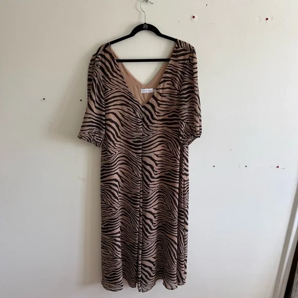 Petal & Pup Maxi Zebra Print Dress Flowy Sundress Spring Summer Casual Feminine - Picture 2 of 8